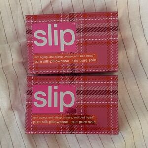 Slip Pink Plaid Silk Pillowcase Set - NEW
